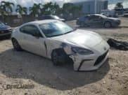 ✅ 2024 Toyota 86 • VIN: JF1ZNBB18R8757842 • Lot: 81617955. Listed on Copart with 19,197 mi. Free auction sales archive from the USA and detailed vehicle history report at DreamBid. Image 4.