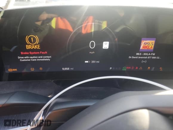 ✅ 2023 Lucid Air Grand Touring • VIN: 50EA1GBA1PA001190 • Lot: 86923954. Wystawiony na Copart z przebiegiem 9 658 mil. Bezpłatny archiwum sprzedaży aukcyjnych z USA i szczegółowy raport historii pojazdu na DreamBid. Zdjęcie 9.