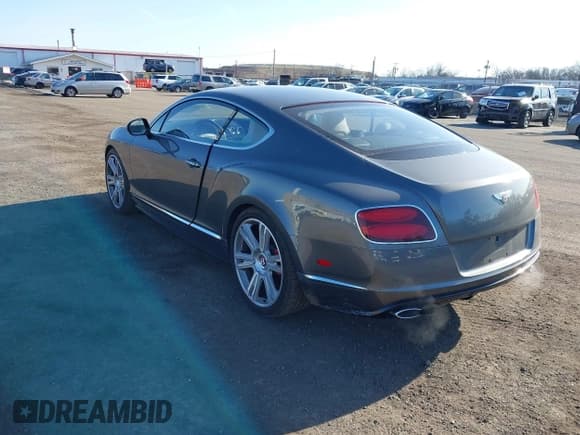 ✅ 2015 Bentley Continental GT • VIN: SCBFH7ZA6FC049737 • Lot: 41829669. Listed on IAAI with 26,984 mi. Free auction sales archive from the USA and detailed vehicle history report at DreamBid. Image 3.