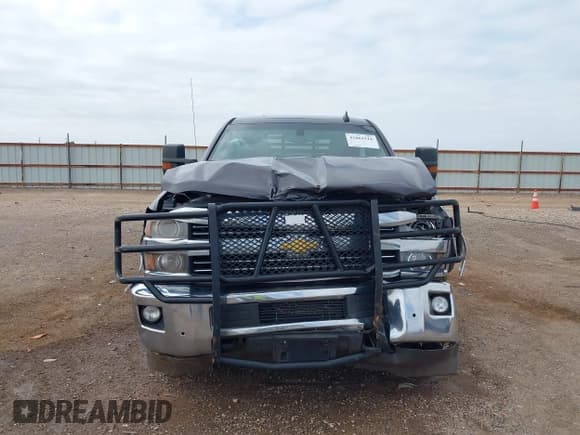 ✅ 2015 Chevrolet Silverado 2500HD LT • VIN: 1GC1KVEG9FF527686 • Lot: 42061516. Listed on IAAI with 248,855 mi. Free auction sales archive from the USA and detailed vehicle history report at DreamBid. Image 12.