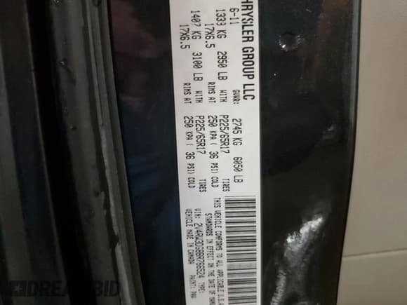 ✅ 2011 Volkswagen Routan SE • VIN: 2V4RW3DG8BR766524 • Lot: 83056204. Listed on Copart with 236,637 mi. Free auction sales archive from the USA and detailed vehicle history report at DreamBid. Image 13.