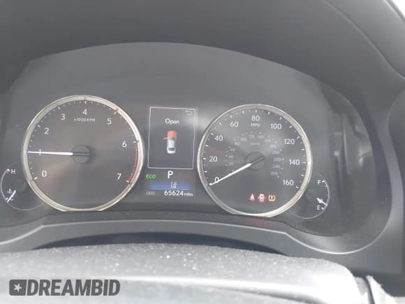 ✅ 2017 Lexus IS 200t • VIN: JTHBA1D24H5050064 • Lot: 43039594. Wystawiony na IAAI z przebiegiem 65 624 mil. Bezpłatny archiwum sprzedaży aukcyjnych z USA i szczegółowy raport historii pojazdu na DreamBid. Zdjęcie 7.