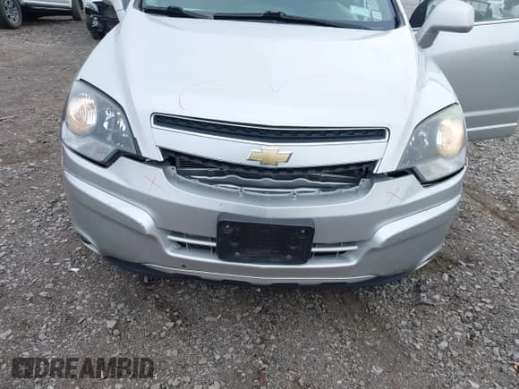 ✅ 2015 Chevrolet Captiva Sport LT • VIN: 3GNAL3EK1FS524063 • Lot: 40669193. Wystawiony na IAAI z przebiegiem 68 574 mil. Bezpłatny archiwum sprzedaży aukcyjnych z USA i szczegółowy raport historii pojazdu na DreamBid. Zdjęcie 6.