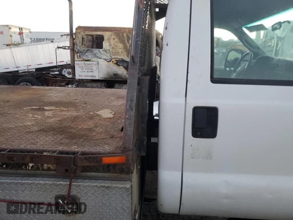 ✅ 2005 Ford F-450 • VIN: 1FDXF46P65ED12547 • Lot: 43158715. Listed on Copart with 230,920 mi. Free auction sales archive from the USA and detailed vehicle history report at DreamBid. Image 11.