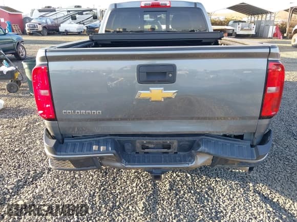 ✅ 2018 Chevrolet Colorado 4WD Z71 • VIN: 1GCPTDE15J1157047 • Лот: 41601486. Опубликован ранее на IAAI с пробегом 66 745 миль. Бесплатный доступ к архиву аукционных продаж из США и подробный отчёт об истории автомобиля на DreamBid. Изображение 6.