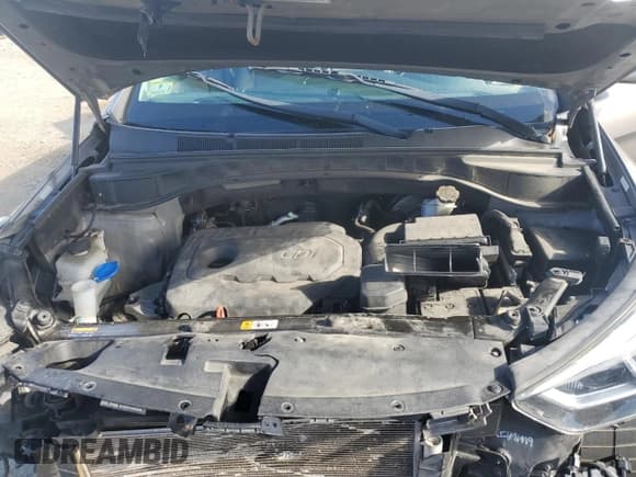 ✅ 2017 Hyundai Santa Fe 2.4L • VIN: 5XYZUDLB9HG437047 • Лот: 80647435. Опубликован ранее на Copart с пробегом 89 997 миль. Бесплатный доступ к архиву аукционных продаж из США и подробный отчёт об истории автомобиля на DreamBid. Изображение 12.