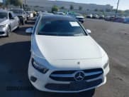 ✅ 2021 Mercedes-Benz A 220 • VIN: W1K3G4EB6MJ313814 • Lot: 40963795. Wystawiony na IAAI z przebiegiem 75 667 mil. Bezpłatny archiwum sprzedaży aukcyjnych z USA i szczegółowy raport historii pojazdu na DreamBid. Zdjęcie 12.