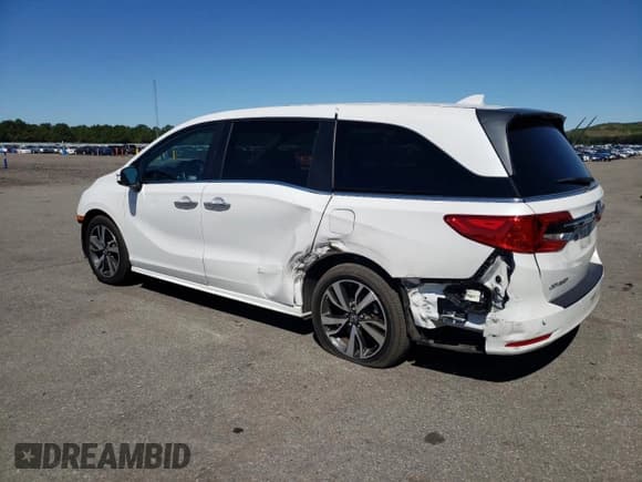 ✅ 2024 Honda Odyssey Touring • VIN: 5FNRL6H85RB045705 • Lot: 69996305. Listed on Copart with 10,332 mi. Free auction sales archive from the USA and detailed vehicle history report at DreamBid. Image 2.