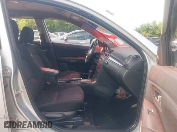 ✅ 2007 Mazda 3 S Sport • VIN: JM1BK143371731653 • Лот: 42931895. Опубликован ранее на IAAI с пробегом 249 568 миль. Бесплатный доступ к архиву аукционных продаж из США и подробный отчёт об истории автомобиля на DreamBid. Изображение 5.