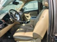 ✅ 2011 GMC Yukon SLT • VIN: 1GKS1CE04BR283036 • Lot: 81108005. Wystawiony na Copart z przebiegiem 167 378 mil. Bezpłatny archiwum sprzedaży aukcyjnych z USA i szczegółowy raport historii pojazdu na DreamBid. Zdjęcie 7.