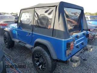 ✅ 1992 Jeep Wrangler • VIN: 2J4FY19P6NJ559597 • Лот: 74990384. Опубликован ранее на Copart с пробегом 150 298 миль. Бесплатный доступ к архиву аукционных продаж из США и подробный отчёт об истории автомобиля на DreamBid. Изображение 2.