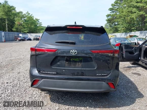 ✅ 2023 Toyota Highlander L • VIN: 5TDKDRBH0PS029395 • Lot: 42852746. Listed on IAAI with 40,389 mi. Free auction sales archive from the USA and detailed vehicle history report at DreamBid. Image 16.