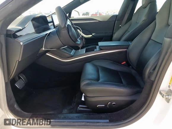 ✅ 2021 Tesla Model S Long Range • VIN: 5YJSA1E55MF441047 • Lot: 46850425. Listed on Copart with 28,149 mi. Free auction sales archive from the USA and detailed vehicle history report at DreamBid. Image 7.