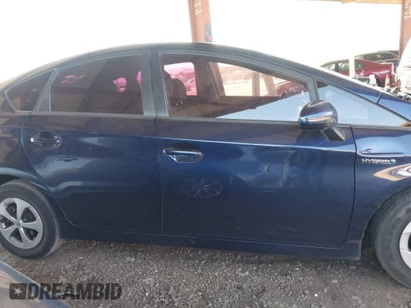 ✅ 2014 Toyota Prius Four • VIN: JTDKN3DU1E1780939 • Lot: 41647410. Wystawiony na IAAI z przebiegiem 162 479 mil. Bezpłatny archiwum sprzedaży aukcyjnych z USA i szczegółowy raport historii pojazdu na DreamBid. Zdjęcie 13.