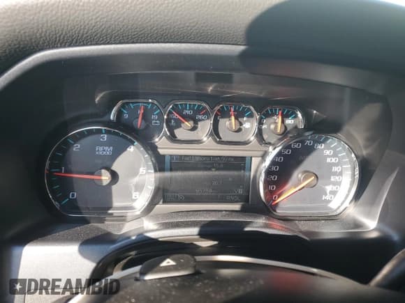 ✅ 2018 Chevrolet Silverado 1500 LT • VIN: 3GCUKREC3JG205943 • Lot: 90894645. Listed on Copart with 95,759 mi. Free auction sales archive from the USA and detailed vehicle history report at DreamBid. Image 9.