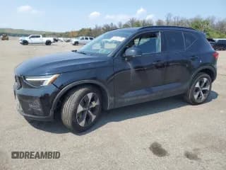 ✅ 2024 Volvo XC40 Core Bright Theme • VIN: YV4L12UK9R2373098 • Lot: 63512225. Listed on Copart with 2,238 mi. Free auction sales archive from the USA and detailed vehicle history report at DreamBid. Image 1.