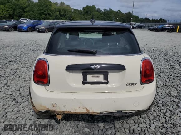 ✅ 2016 MINI Hardtop • VIN: WMWXP5C5XG2D14350 • Лот: 69520815. Опубликован ранее на Copart с пробегом 47 360 миль. Бесплатный доступ к архиву аукционных продаж из США и подробный отчёт об истории автомобиля на DreamBid. Изображение 6.