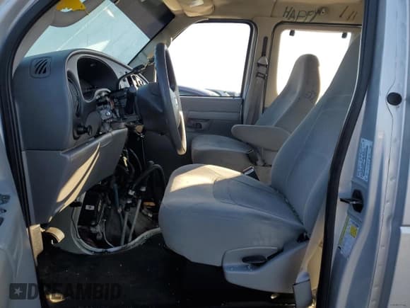 ✅ 2006 Ford Econoline Passenger XL • VIN: 1FBNE31L36HA80877 • Lot: 87943205. Listed on Copart with Not provided. Free auction sales archive from the USA and detailed vehicle history report at DreamBid. Image 7.