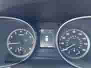 2018 Hyundai Santa Fe 2.4L с VIN 5XYZU3LB5JG542605, выставлен на аукционе IAAI как лот 43539148 с пробегом 18 839 миль миль и . История ставок и продаж доступна на DreamBid. Изображение 7.