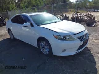 ✅ 2013 Lexus ES 250 • VIN: JTHBK1GG2D2013692 • Lot: 43381899. Listed on IAAI with 165,779 mi. Free auction sales archive from the USA and detailed vehicle history report at DreamBid. Image 1.
