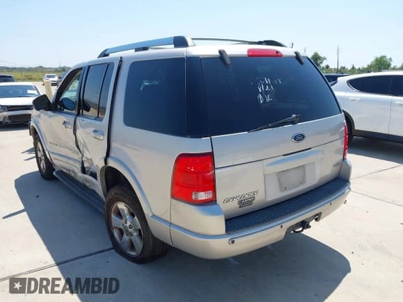 ✅ 2005 Ford Explorer • VIN: 1FMDU65K75UB54476 • Lot: 43184441. Wystawiony na IAAI z przebiegiem 147 135 mil. Bezpłatny archiwum sprzedaży aukcyjnych z USA i szczegółowy raport historii pojazdu na DreamBid. Zdjęcie 3.