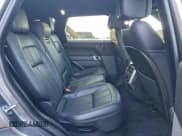 ✅ 2018 Land Rover Range Rover Sport • VIN: SALWR2REXJA195295 • Lot: 96345715. Wystawiony na Copart z przebiegiem 64 066 mil. Bezpłatny archiwum sprzedaży aukcyjnych z USA i szczegółowy raport historii pojazdu na DreamBid. Zdjęcie 10.