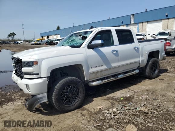 ✅ 2018 Chevrolet Silverado 1500 LTZ • VIN: 3GCUKSEJ7JG251071 • Lot: 54861685. Wystawiony na Copart z przebiegiem 123 157 mil. Bezpłatny archiwum sprzedaży aukcyjnych z USA i szczegółowy raport historii pojazdu na DreamBid. Zdjęcie 1.