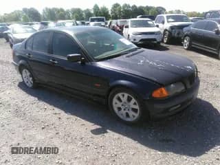 2000 BMW 3 Series 323i с VIN WBAAM3332YCA85773, выставлен на аукционе IAAI как лот 42075957 с пробегом 245 632 миль миль и . История ставок и продаж доступна на DreamBid. Изображение 1.