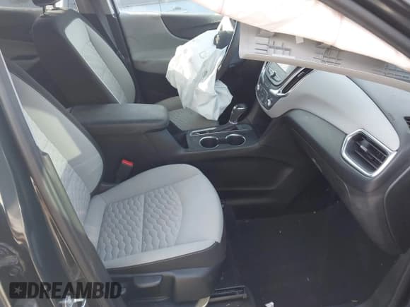 ✅ 2020 Chevrolet Equinox LS • VIN: 2GNAXFEV7L6262219 • Lot: 41683030. Listed on IAAI with Not provided. Free auction sales archive from the USA and detailed vehicle history report at DreamBid. Image 5.