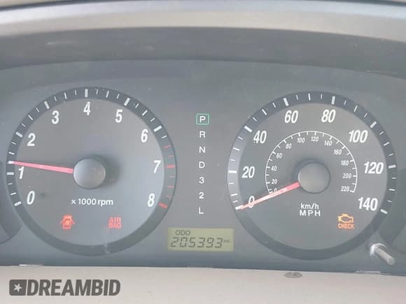 ✅ 2005 Hyundai Elantra GLS • VIN: KMHDN46D35U066154 • Lot: 42577219. Wystawiony na IAAI z przebiegiem 205 393 mil. Bezpłatny archiwum sprzedaży aukcyjnych z USA i szczegółowy raport historii pojazdu na DreamBid. Zdjęcie 7.