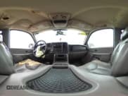 ✅ 2005 Chevrolet Suburban LT • VIN: 3GNEC16Z05G278514 • Lot: 42037219. Listed on IAAI with 229,903 mi. Free auction sales archive from the USA and detailed vehicle history report at DreamBid. Image 18.