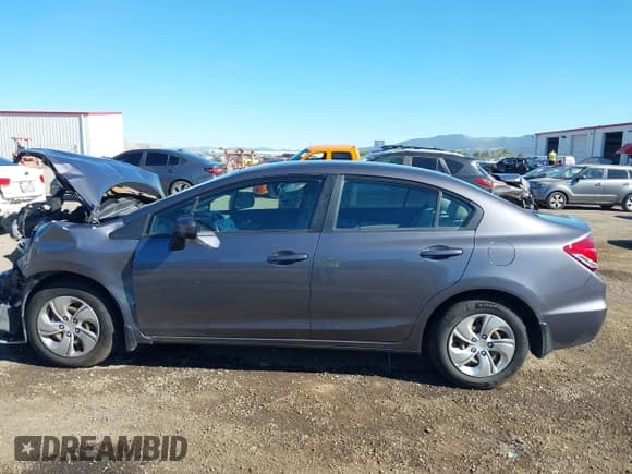 ✅ 2014 Honda Civic LX • VIN: 2HGFB2F57EH552859 • Lot: 43387845. Listed on IAAI with 129,780 mi. Free auction sales archive from the USA and detailed vehicle history report at DreamBid. Image 15.
