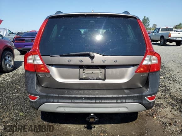 ✅ 2011 Volvo XC70 3.2L • VIN: YV4940BZ9B1109848 • Lot: 81311575. Listed on Copart with 188,711 mi. Free auction sales archive from the USA and detailed vehicle history report at DreamBid. Image 6.