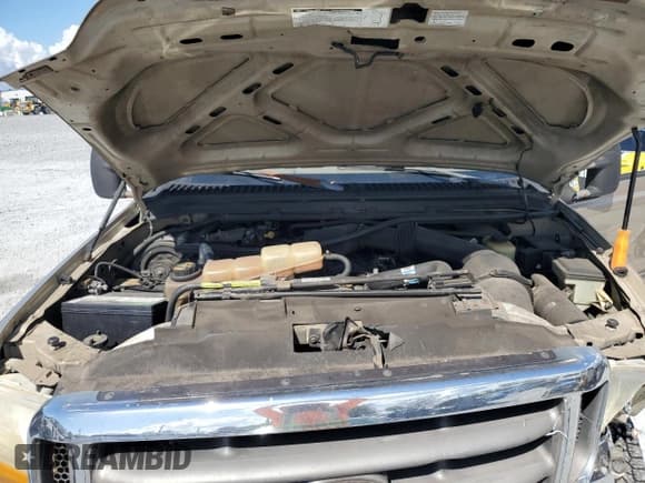 ✅ 2000 Ford F-250 XL • VIN: 1FTNX21L4YEE21949 • Лот: 82649145. Опубликован ранее на Copart с пробегом 138 705 миль. Бесплатный доступ к архиву аукционных продаж из США и подробный отчёт об истории автомобиля на DreamBid. Изображение 11.