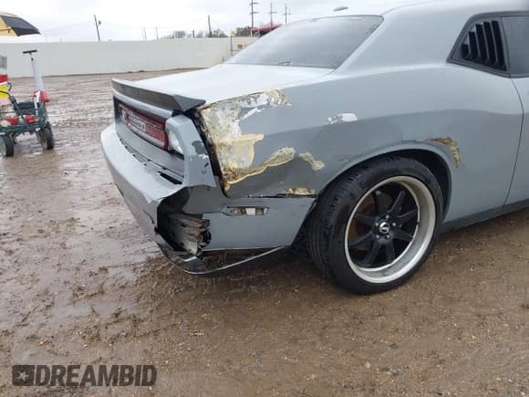 ✅ 2009 Dodge Challenger R/T • VIN: 2B3LJ54TX9H526495 • Lot: 41408708. Wystawiony na IAAI z przebiegiem 147 835 mil. Bezpłatny archiwum sprzedaży aukcyjnych z USA i szczegółowy raport historii pojazdu na DreamBid. Zdjęcie 6.