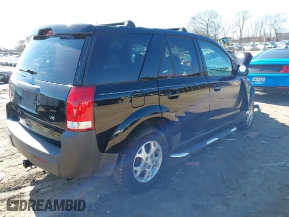 ✅ 2004 Saturn VUE V6 • VIN: 5GZCZ53414S842093 • Lot: 41632823. Wystawiony na IAAI z przebiegiem 131 605 mil. Bezpłatny archiwum sprzedaży aukcyjnych z USA i szczegółowy raport historii pojazdu na DreamBid. Zdjęcie 4.
