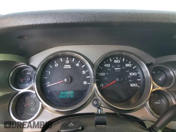 ✅ 2007 Chevrolet Silverado 1500 LS • VIN: 2GCEK13C071529250 • Lot: 68231394. Listed on Copart with 286,374 mi. Free auction sales archive from the USA and detailed vehicle history report at DreamBid. Image 9.