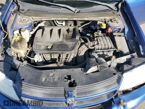 ✅ 2010 Dodge Avenger SXT • VIN: 1B3CC4FBXAN110046 • Lot: 71856685. Listed on Copart with 110,362 mi. Free auction sales archive from the USA and detailed vehicle history report at DreamBid. Image 11.