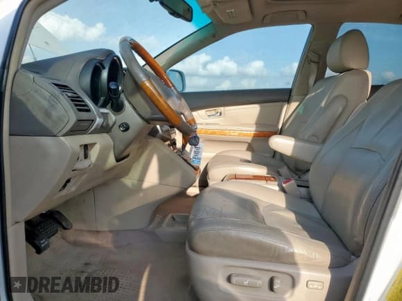 ✅ 2007 Lexus RX 350 • VIN: 2T2GK31U07C022460 • Lot: 93542855. Listed on Copart with 217,924 mi. Free auction sales archive from the USA and detailed vehicle history report at DreamBid. Image 7.