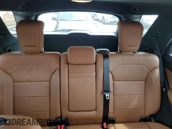 ✅ 2017 Mercedes-Benz GLE 43 AMG • VIN: 4JGDA6EB5HA972349 • Lot: 67997085. Wystawiony na Copart z przebiegiem 38 845 mil. Bezpłatny archiwum sprzedaży aukcyjnych z USA i szczegółowy raport historii pojazdu na DreamBid. Zdjęcie 10.