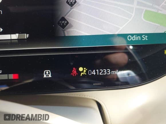 ✅ 2023 Land Rover Range Rover SE • VIN: SALKP9FU5PA039621 • Lot: 43460912. Wystawiony na IAAI z przebiegiem 41 233 mil. Bezpłatny archiwum sprzedaży aukcyjnych z USA i szczegółowy raport historii pojazdu na DreamBid. Zdjęcie 16.