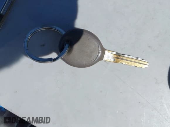 ✅ 2001 Dodge Durango • VIN: 1B4HS28N21F597852 • Лот: 42860908. Опубликован ранее на IAAI с пробегом 212 457 миль. Бесплатный доступ к архиву аукционных продаж из США и подробный отчёт об истории автомобиля на DreamBid. Изображение 11.