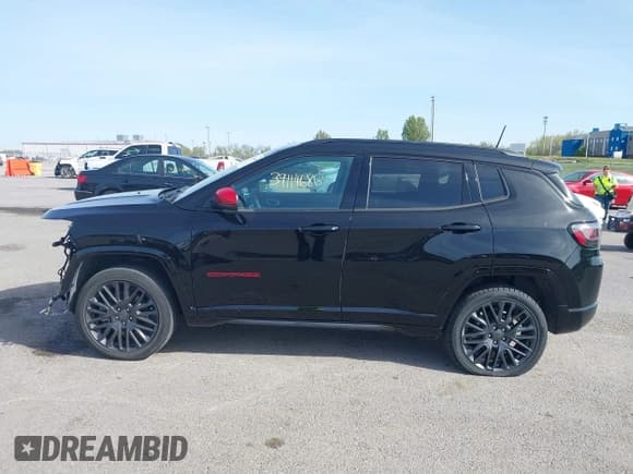 ✅ 2023 Jeep Compass (RED) Edition • VIN: 3C4NJDCN8PT502589 • Lot: 39114686. Listed on IAAI with 16,116 mi. Free auction sales archive from the USA and detailed vehicle history report at DreamBid. Image 15.