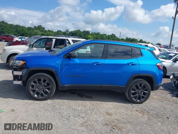 ✅ 2021 Jeep Compass 80th Anniversary • VIN: 3C4NJDEB5MT562277 • Lot: 42668078. Listed on IAAI with 26,946 mi. Free auction sales archive from the USA and detailed vehicle history report at DreamBid. Image 14.