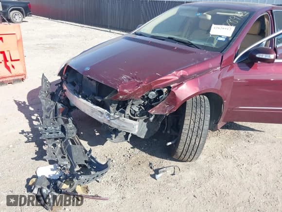 ✅ 2008 Mercedes-Benz R 3.5L • VIN: 4JGCB56E18A068011 • Lot: 42828912. Listed on IAAI with 124,267 mi. Free auction sales archive from the USA and detailed vehicle history report at DreamBid. Image 6.