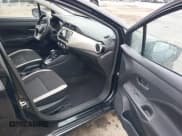 ✅ 2021 Nissan Versa SV • VIN: 3N1CN8EV3ML885761 • Lot: 42872997. Wystawiony na IAAI z przebiegiem 78 099 mil. Bezpłatny archiwum sprzedaży aukcyjnych z USA i szczegółowy raport historii pojazdu na DreamBid. Zdjęcie 5.