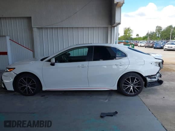 2023 Toyota Camry SE Nightshade с VIN 4T1T11AK5PU766434, выставлен на аукционе IAAI как лот 43288110 с пробегом 99 596 миль миль и . История ставок и продаж доступна на DreamBid. Изображение 15.