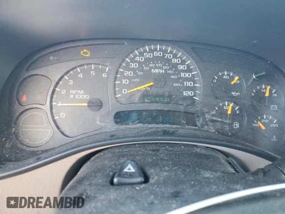 ✅ 2003 Chevrolet Suburban LT • VIN: 1GNEC16Z93J235334 • Лот: 87717995. Опубликован ранее на Copart с пробегом 299 627 миль. Бесплатный доступ к архиву аукционных продаж из США и подробный отчёт об истории автомобиля на DreamBid. Изображение 9.