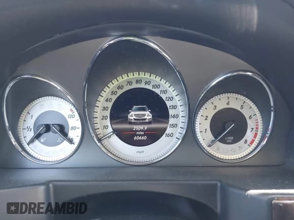 ✅ 2013 Mercedes-Benz GLK 350 • VIN: WDCGG5HBXDG028201 • Lot: 43084401. Listed on IAAI with 60,660 mi. Free auction sales archive from the USA and detailed vehicle history report at DreamBid. Image 7.