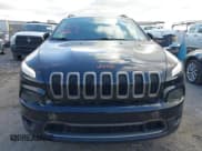 ✅ 2017 Jeep Cherokee Latitude • VIN: 1C4PJMCS4HW512630 • Lot: 42279298. Listed on IAAI with 77,329 mi. Free auction sales archive from the USA and detailed vehicle history report at DreamBid. Image 6.
